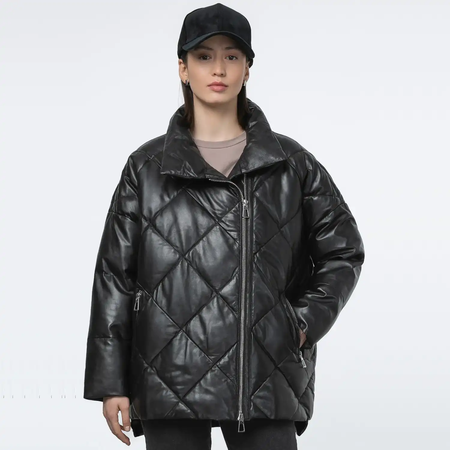Women Diamond Quilted Black Puffer Jackets